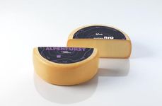 Trüffelbüffel - italienischer Trüffel trifft auf cremigen Büffel-Schnittkäse