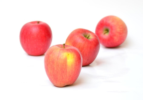 Produktfoto zu Apfel Braeburn - mit Flechten -