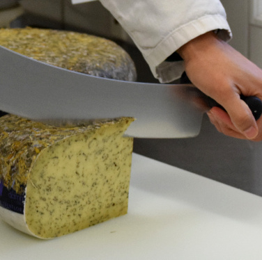 Käse schneiden